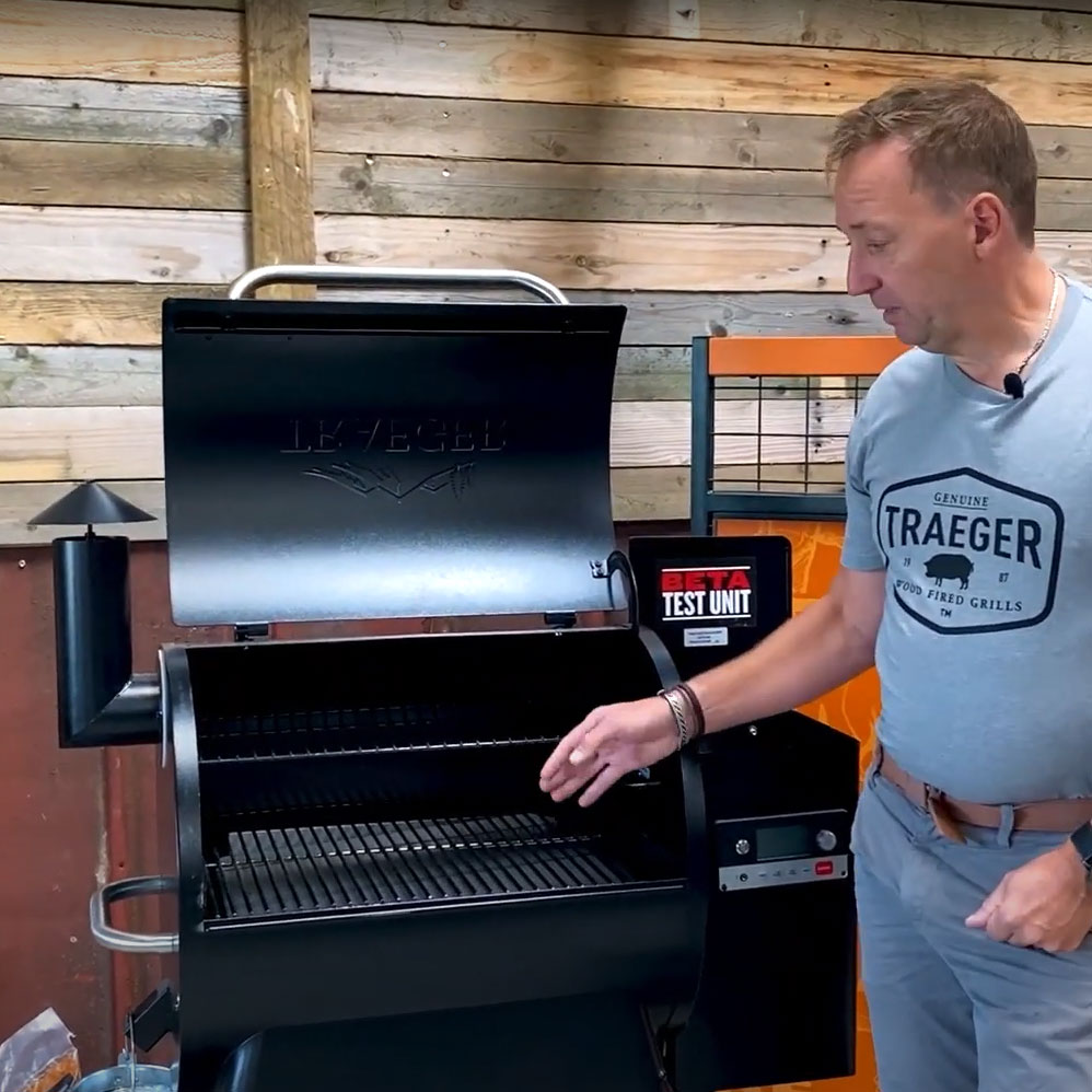 Recension Traeger Pro