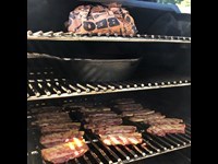 Stegt Flaesk Med Den Nemme Persillesovs Opskrift Gasgrill 4 3733